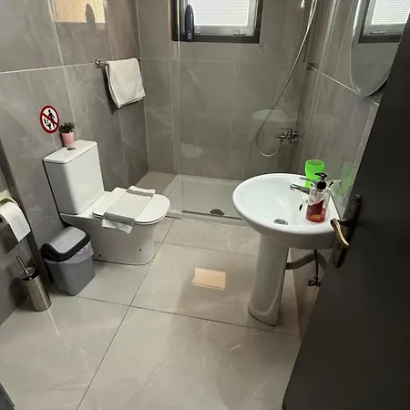 D Pitsillos Homes Luxury Apartmán Larnaca